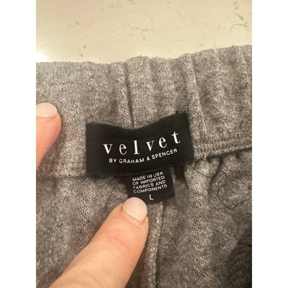 Velvet by Graham & Spencer Joggers Size L